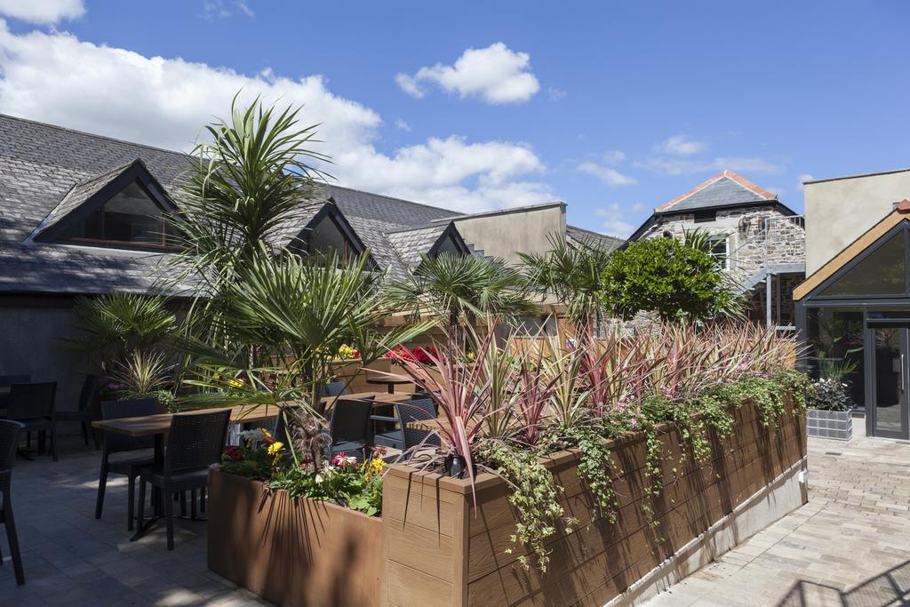 The White Hart Hotel Wetherspoon Okehampton Eksteriør billede