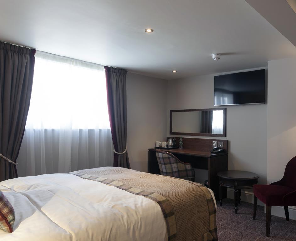 The White Hart Hotel Wetherspoon Okehampton Eksteriør billede