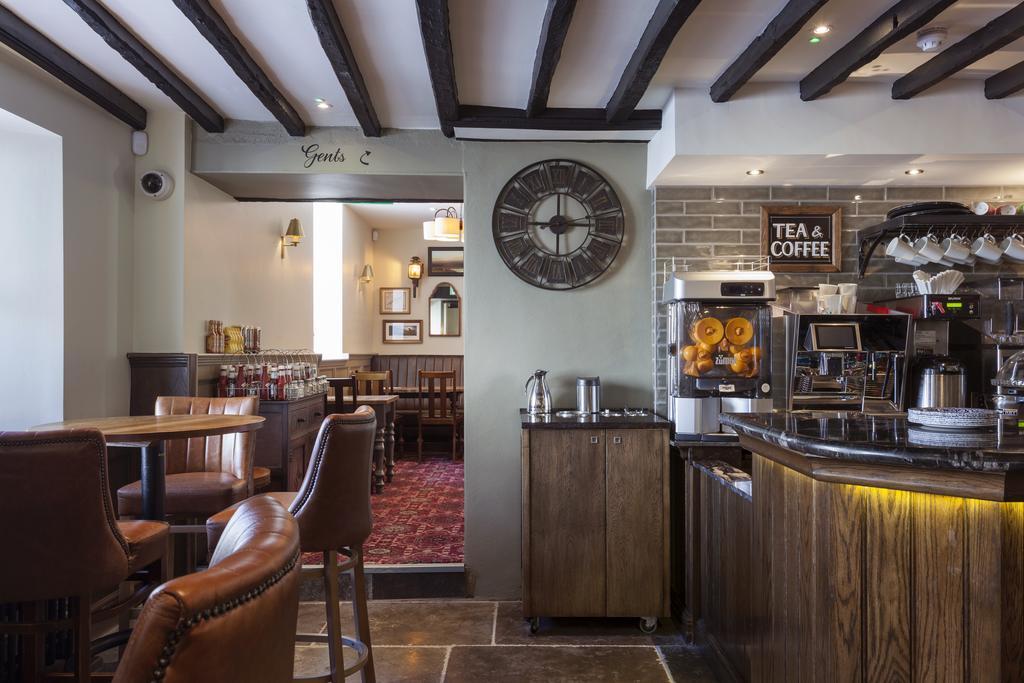 The White Hart Hotel Wetherspoon Okehampton Eksteriør billede